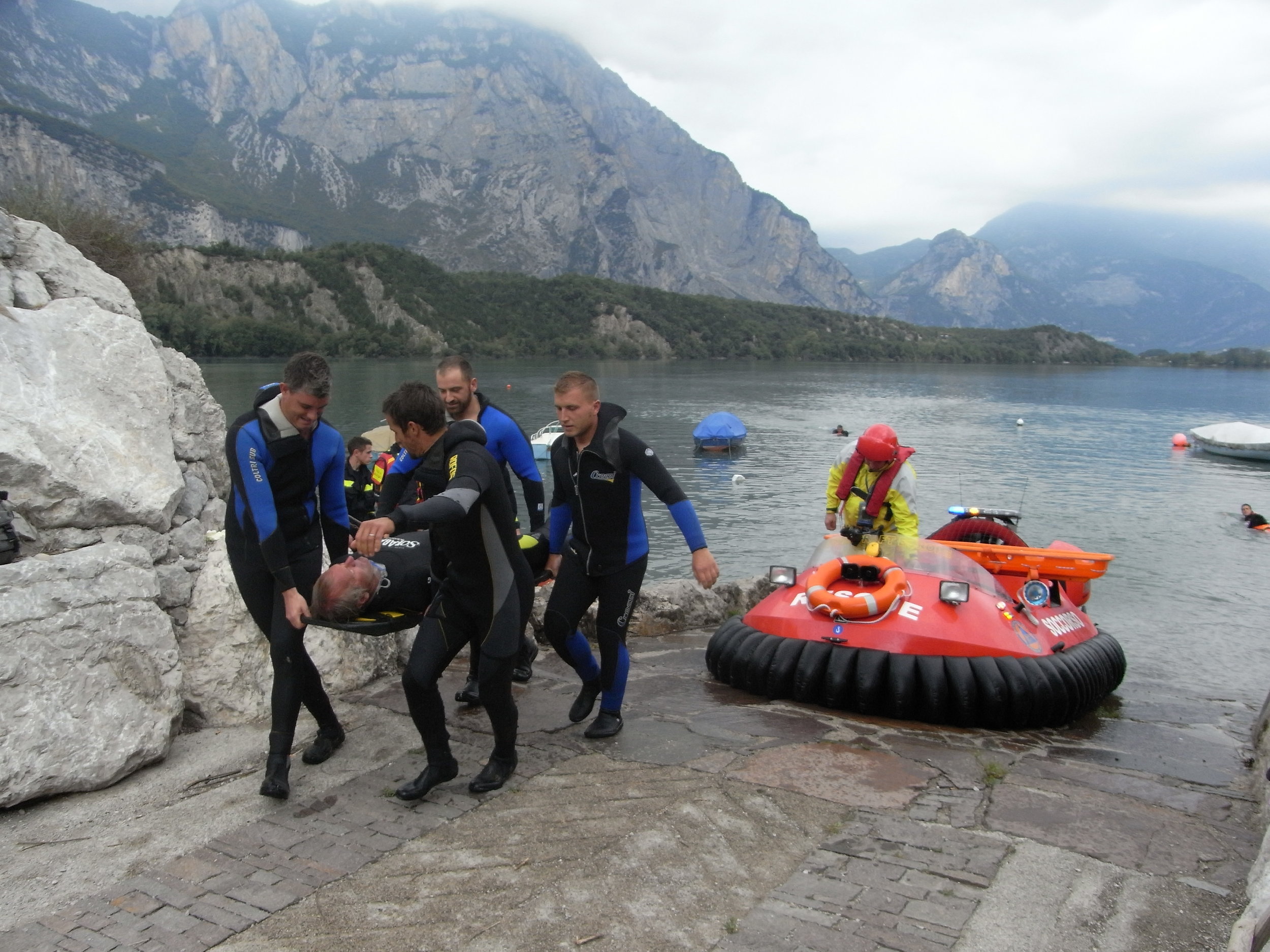 Rescue training in the Italian Alps